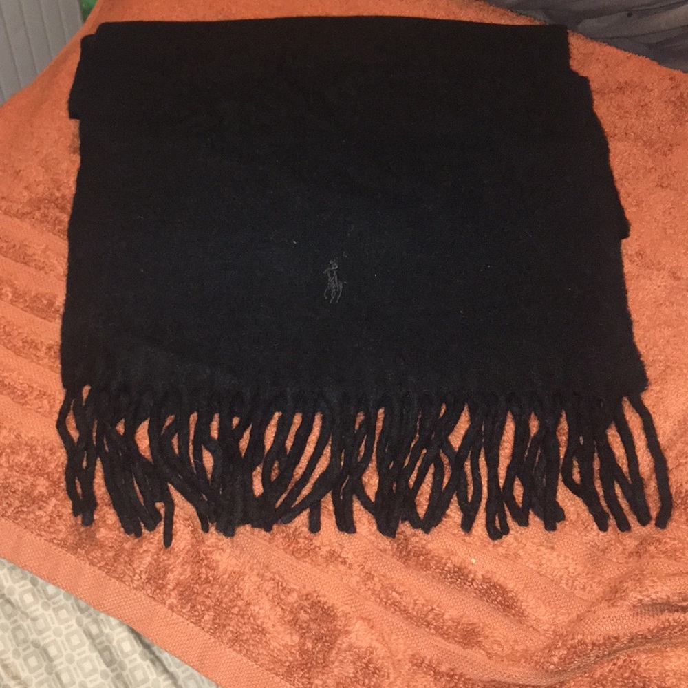 Men’s Polo Scarf
